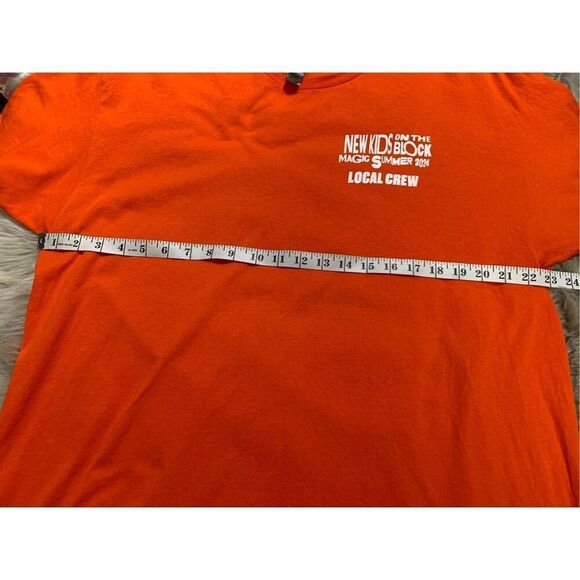 New Kids on the Block Magic Summer 2024 Tour Local Crew Tour Tee XL and Passes - Picture 4 of 6